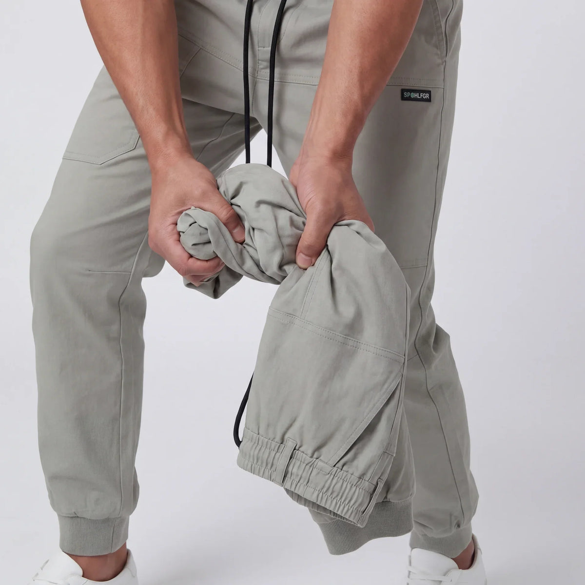 Pantalón cargo cómodo con gran capacidad de almacenamiento 